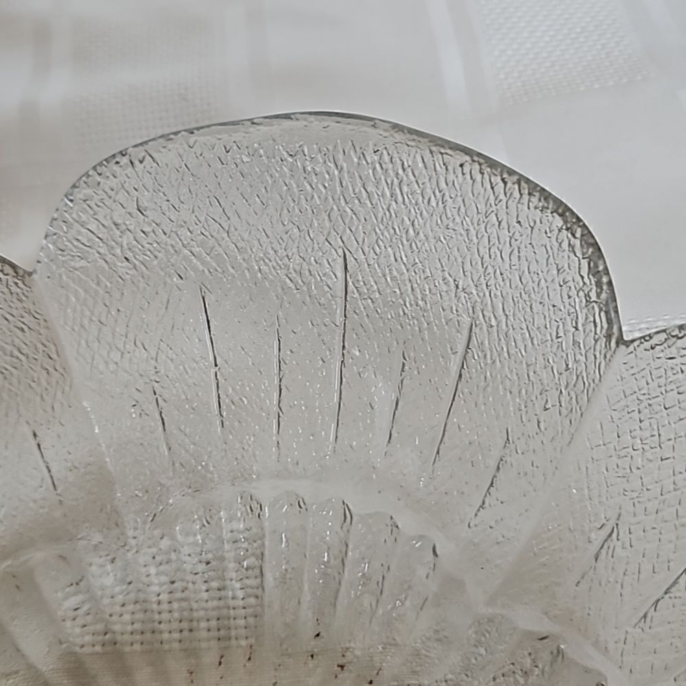 Clear Glass Fruit Bowl 10"-10" - Picture 14 of 16